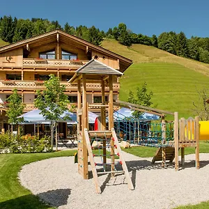 Aparthotel Liebe Heimat, Saalbach