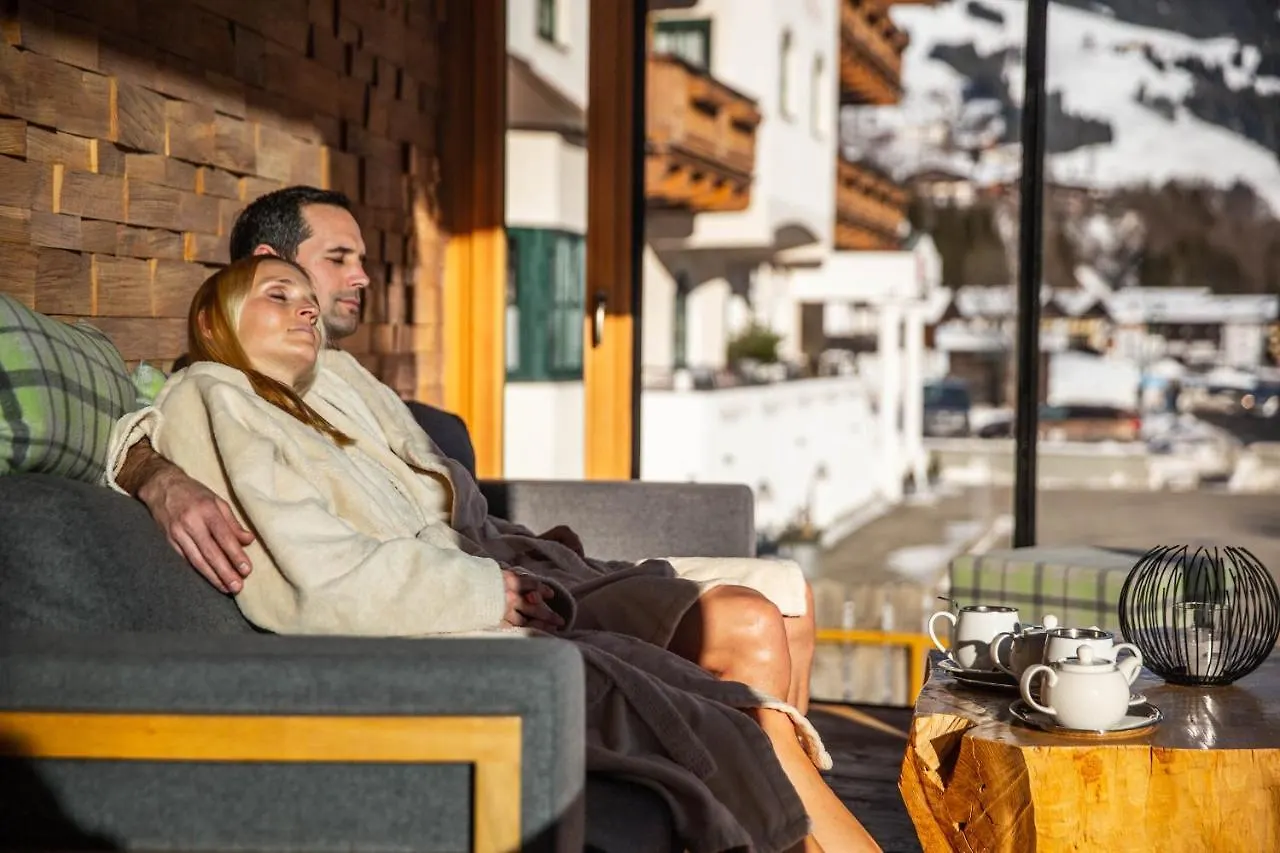 Hotel Barbarahof Saalbach, Inkl Jokercard  Saalbach-Hinterglemm