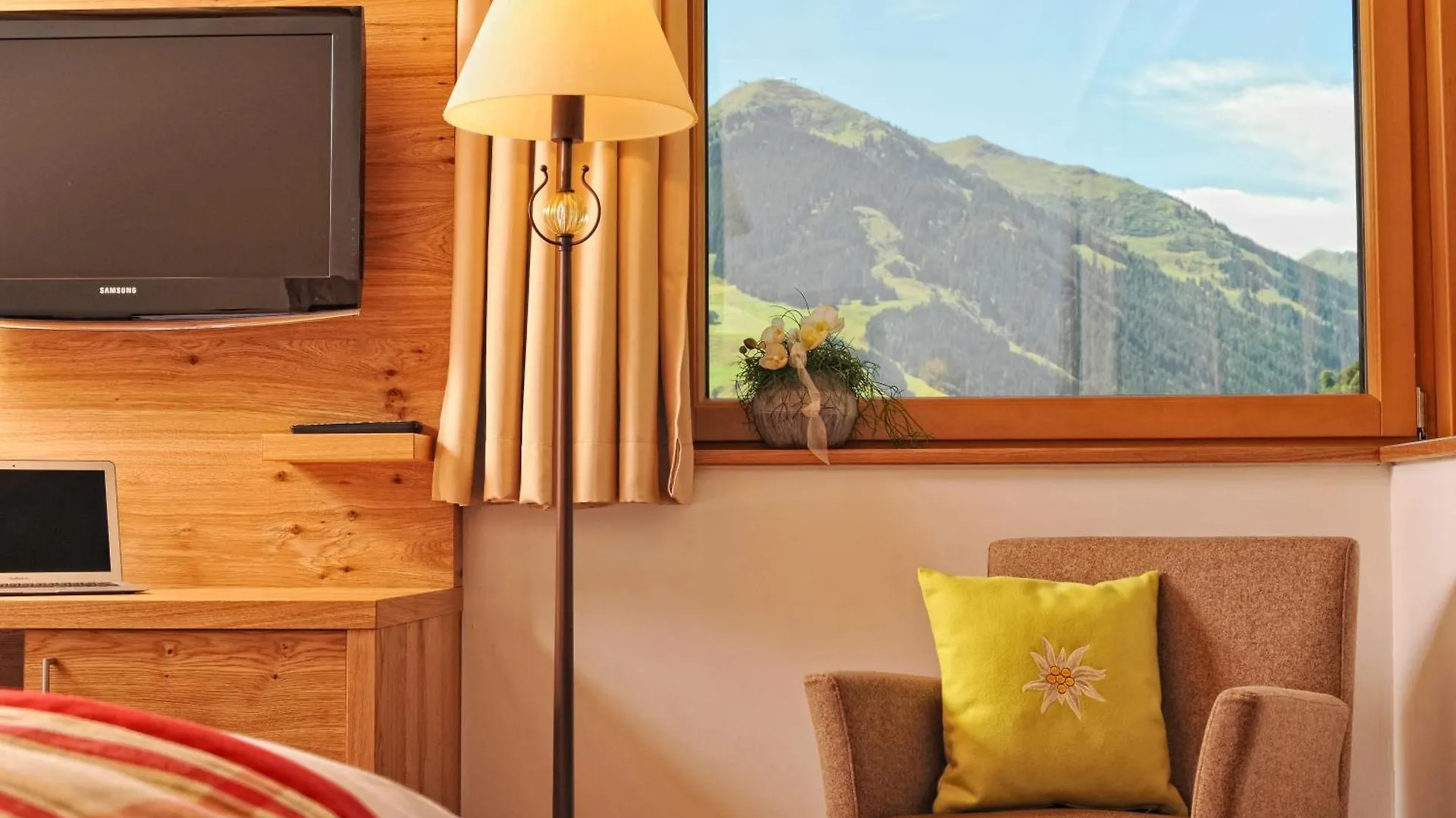 Hotel Barbarahof Saalbach, Inkl Jokercard 4*, Saalbach-Hinterglemm