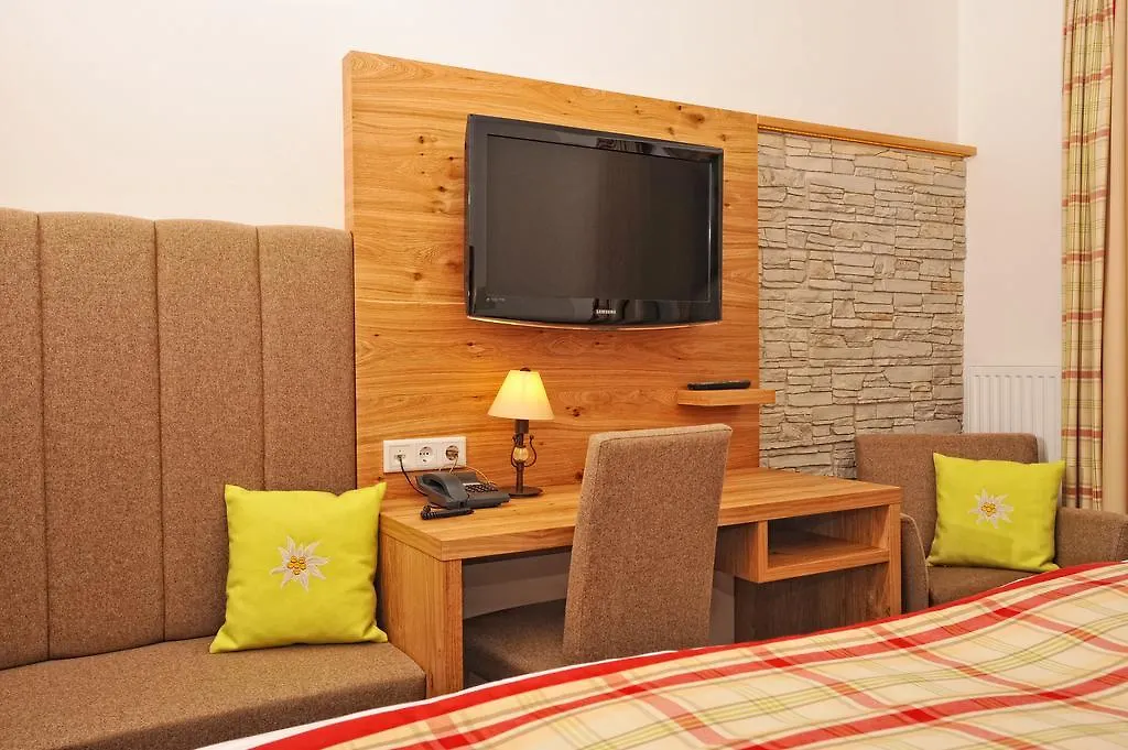 Hotel Barbarahof Saalbach, Inkl Jokercard 4*, Saalbach-Hinterglemm